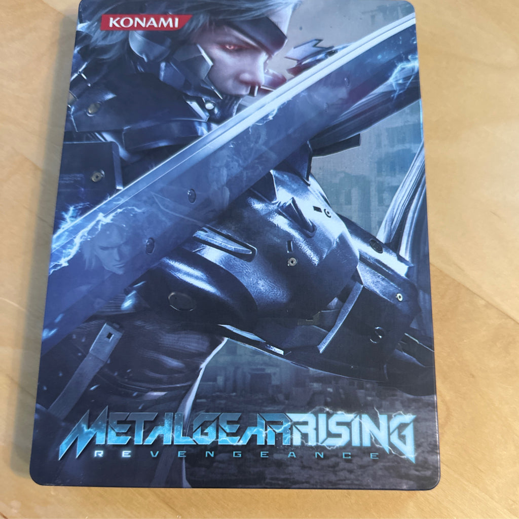 Metal Gear Rising Revengeance [Steelbook Edition]